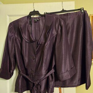 Dana Kay - purple 2 pcs set 24W NWT